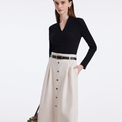 V-Neck Slim Knit Top And Half Skirt Vintage Two-Piece Set With Leather Belt