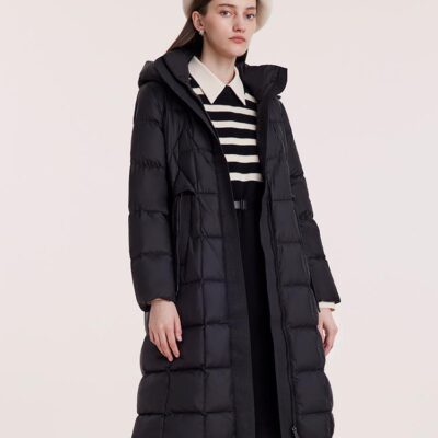 Hooded Pleated Goose Down Garment