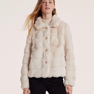 Eco-Friendly Fur Wave Cut Peter Pan Collar Short Coat